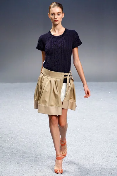 Look 7